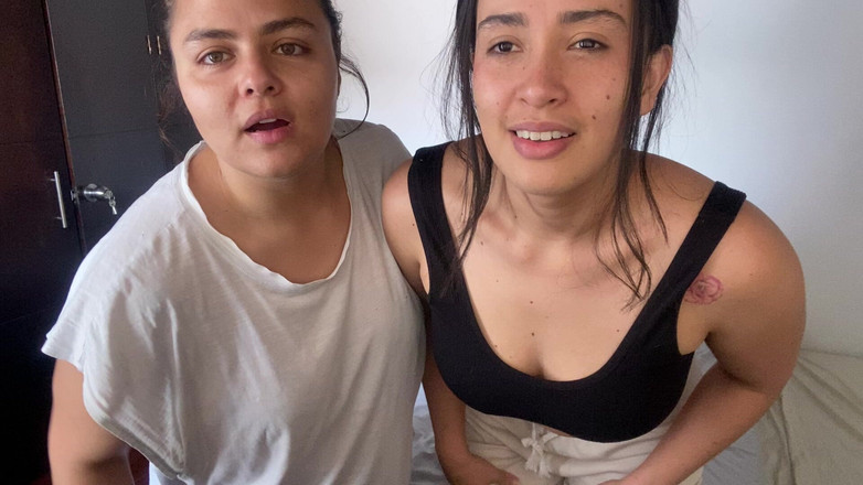 zoemelissa: Vaše chůva přistižena při masturbaci a prosí o sperma