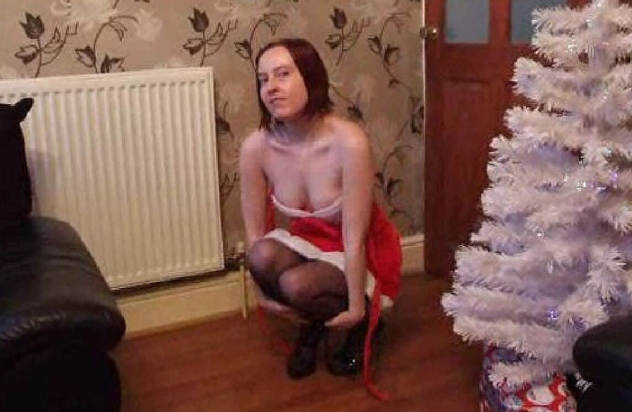 Littlevixen: Haley la sexy signorina santa in calze e bretellie