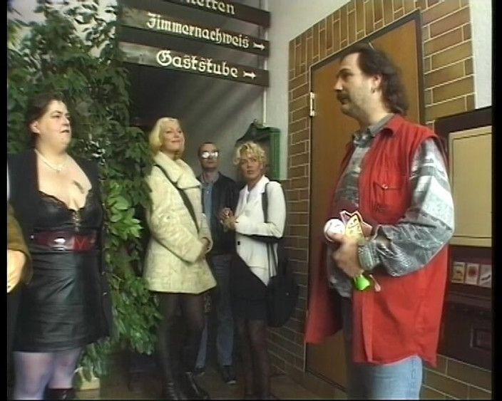 GERMAN PORN CLASSICS: Almrausch Casting mit drue barrymore Almrausch Casting和Drue Barrymore