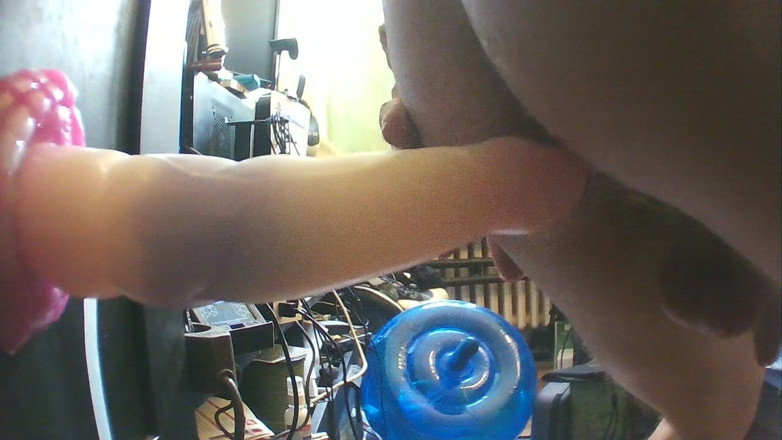 Shinigami55: मेरे खिलौने के साथ चुदाई प्रशिक्षण