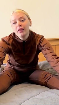 Masa adik tiri berhenti vlog: beku selepas dia menculik saya