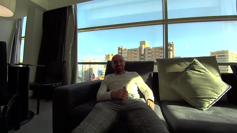 Pamela Sanchez: Berkongkek dengan suami saya dalam attik yang menghadapi pancutan mani...