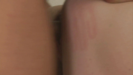 TeenXXX Stories: Remaja berambang dikongkek keras dalam pepek berair basahnya