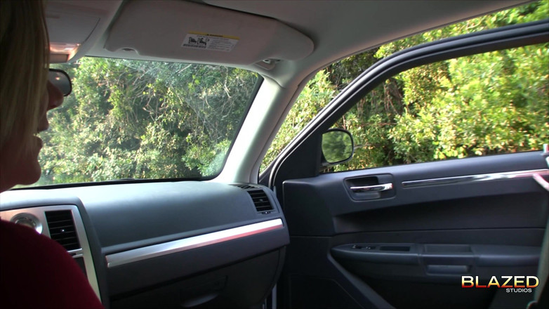 Blazed studios: Christina Skye - 탈출 죄수 펠라