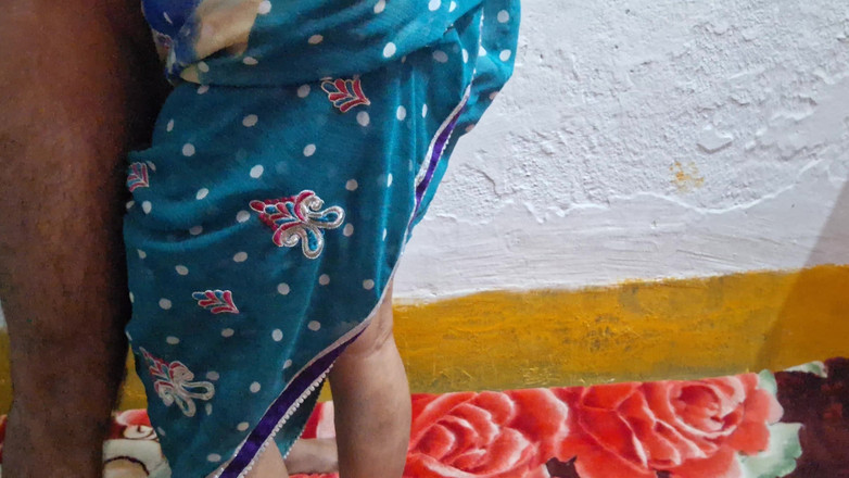 Busty Banuu: Pembantu semok ngentot habis-habisan