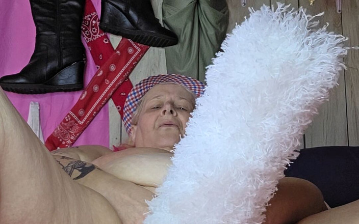 HerculesnVENUS: Bulanık sikiş fahişesi sert seviyor