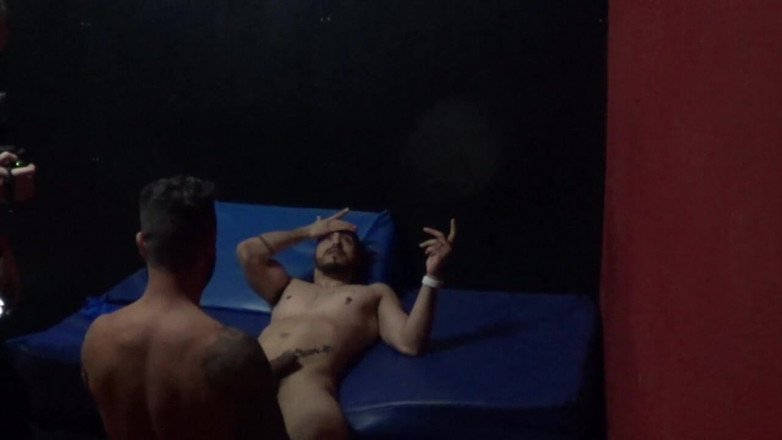 Gaybareback: Webcam porn, twink fucked bareback by Martin Mazza