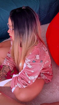When We're Alone! I Make My Stepbrother Cum!