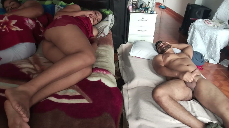 Deseodalexa: Ale když můj manžel padne, tak můžu mít sex se...