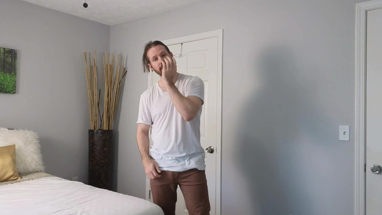 Albino Adonis: Albino Adonis - 4K - teman lelaki awak menelefon - adat