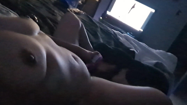 OnlyElla: Watch Me Masturbating to Porn After BF Leaves the Room