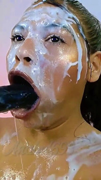 Compilatie van cumshots op schattige brunette