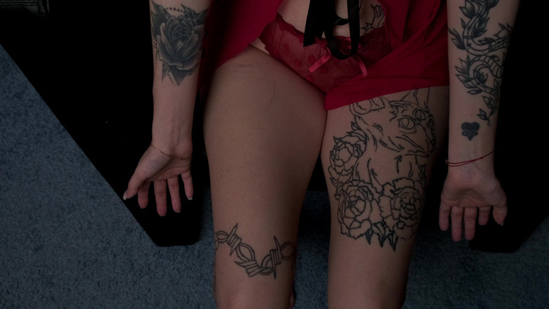 Eva Deva: Fetiš rukou a žil, líbí se ti moje žíly na mých rukou