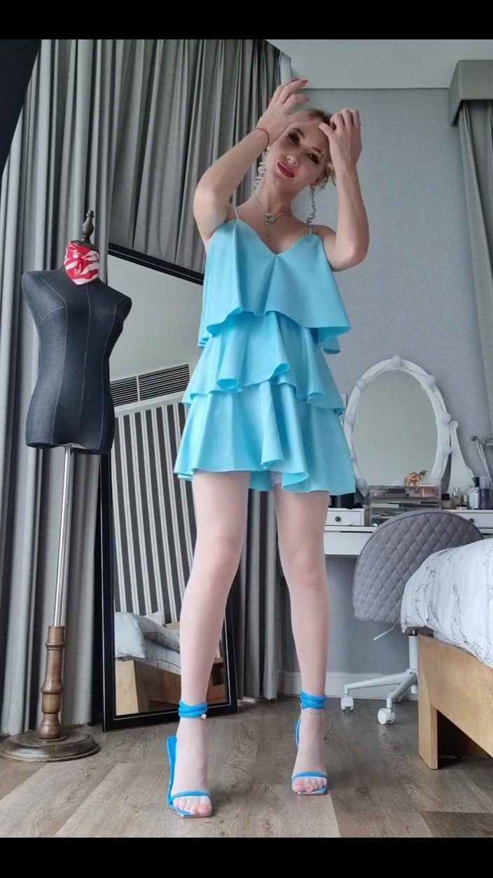 Angel The Dreamgirl: Blue Dress