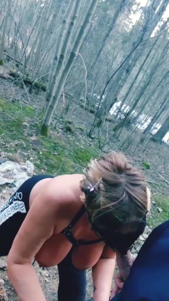 Crazyfamily 1970: Stiefmutter hat mich im wald gelutscht