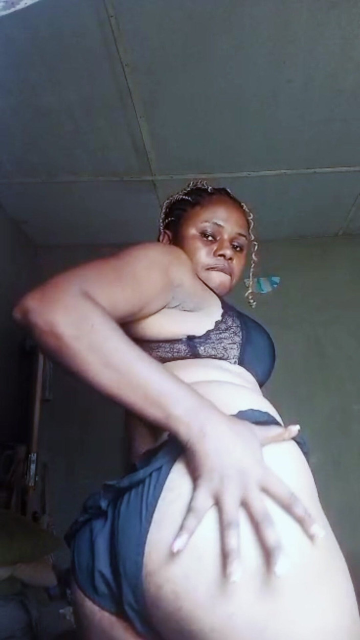 Lovelee: Honey Village Girl Torching Herself