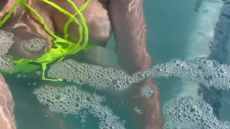 Artemisia Love: Artemisia Love flashing her juicy big tits underwater for you...