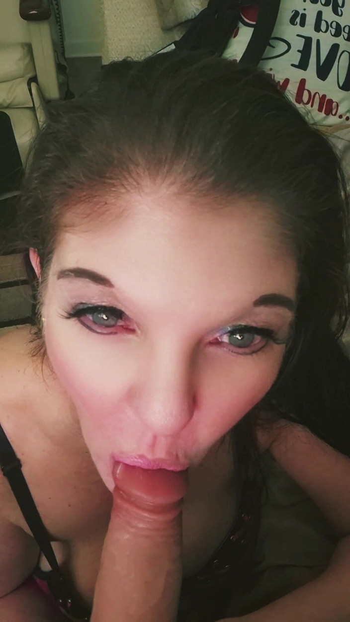 Coralyn Jewels Gems: Lascia Che Ti Aiuti