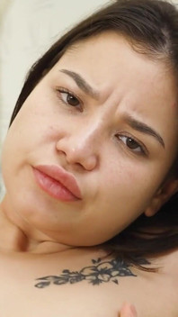 Cute brunette marika sherman in casual home alone orgasm