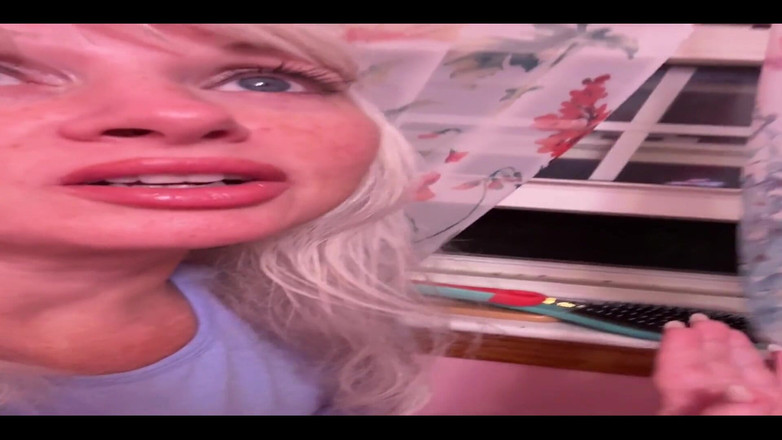 PaintedRose: 806682002349633536.mp4