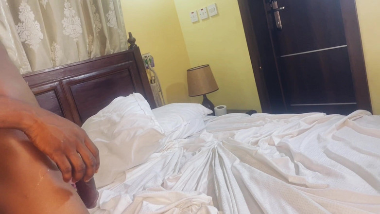 Mandigo in waps: Хардкор раком свердлить її мокру соковиту пизду голосніше, вона стогне сильніше і глибше в її кишках, я йду