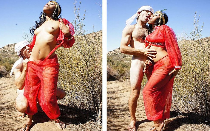 Ebony beauty: Yasmine De Leon velká podvádějící ebenová děvka s malými prsy...