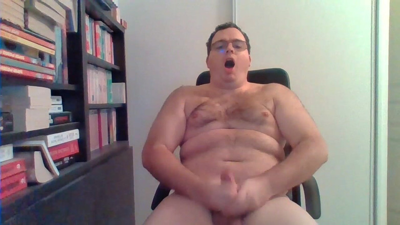 Fetish Boy: Troia si masturba per il suo padrone