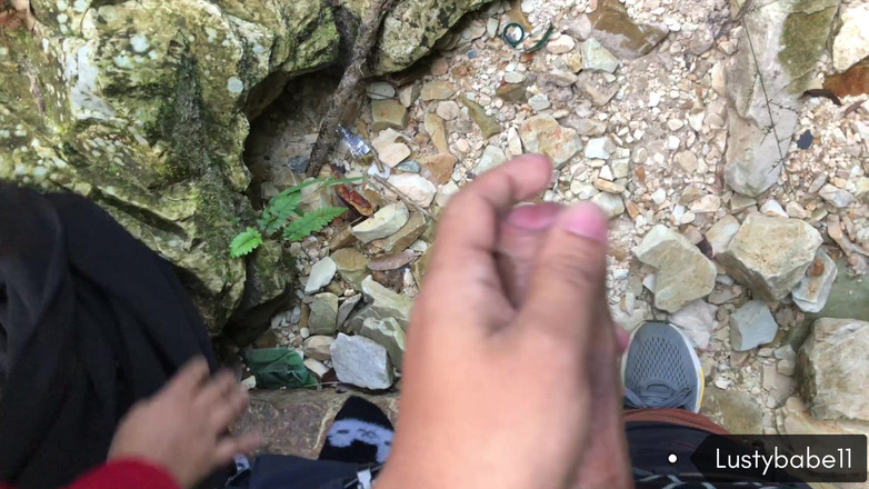 Lustybaby605: Trekking e scopata in montagna