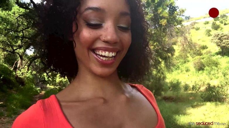 She seduced me: Outdoor Lesbian Content Creators