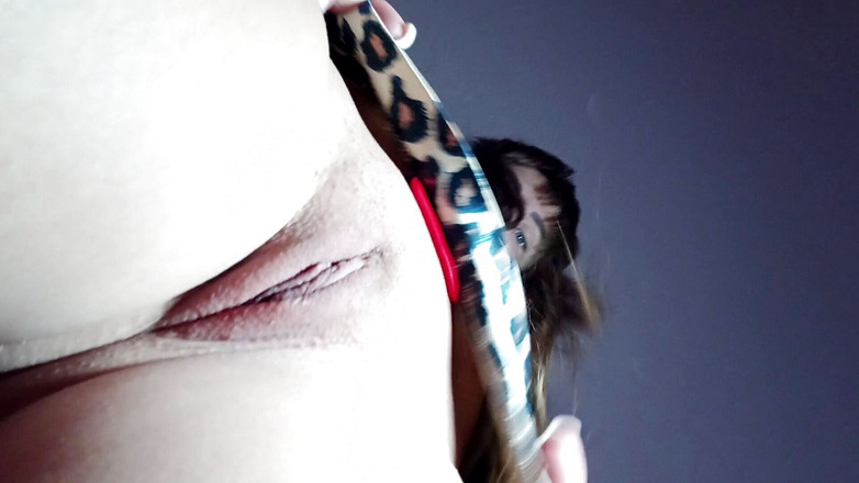 Nadi_Zabava: Yüze oturma, yüz sikişi