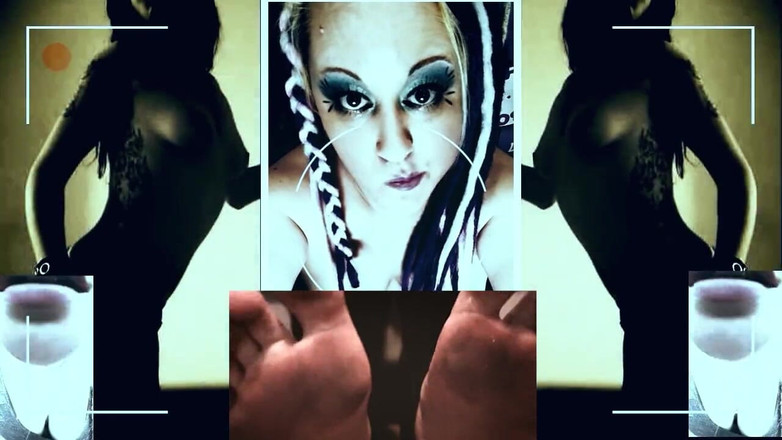 Campsissyboi: Děsivá nevlastní sestra vám řekne, pokud ji nehrajete, promění vás v...