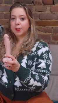 Ejaculează de două ori pentru sărbători Joi cu Elle Eros