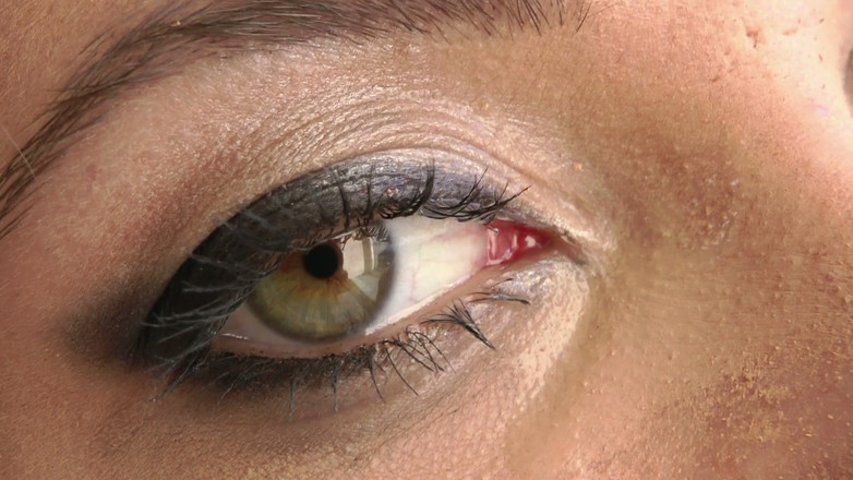 RATATATA!: Roxy Bell: Muda, Cantik, Dewi Lucah Menyeluruh