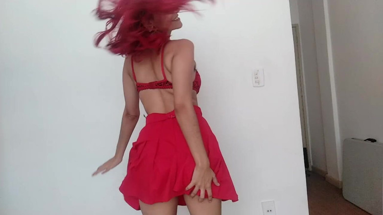 Ms Candy Bunny: Red Set Quick Strip
