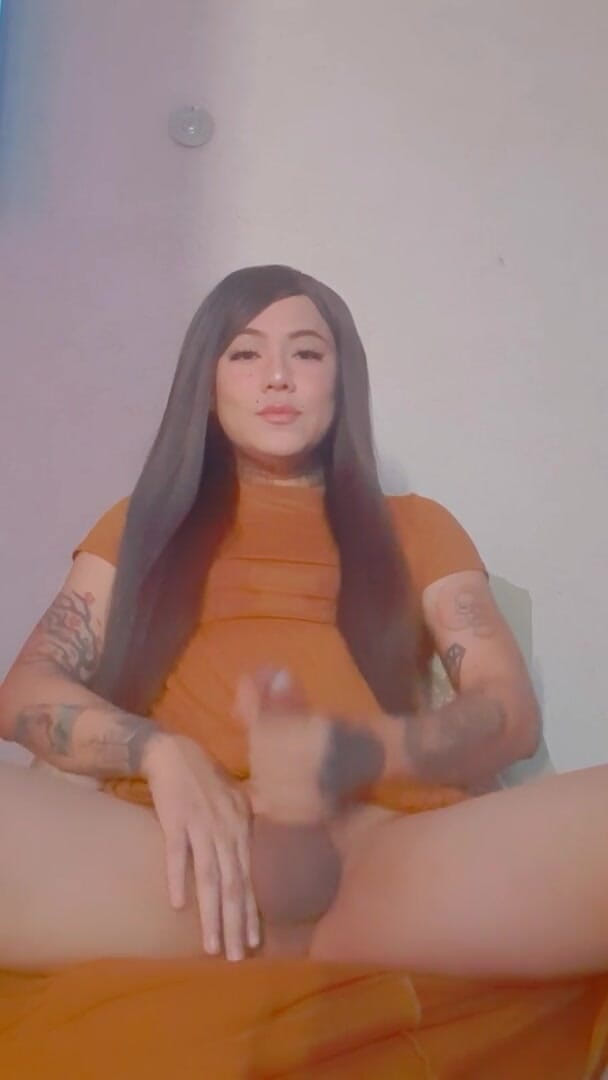 Kimberly Polizzi: Pretty T-girl masturbate alone