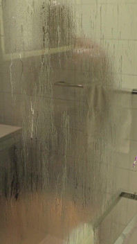 Polyj &maxx Shower Finale
