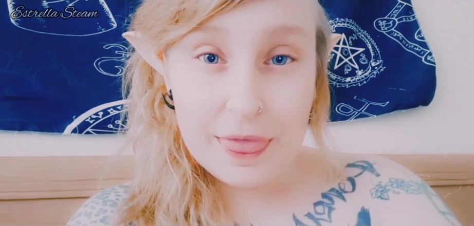 Estrella Steam: Elf stares at you - Eye contact NO AUDIO