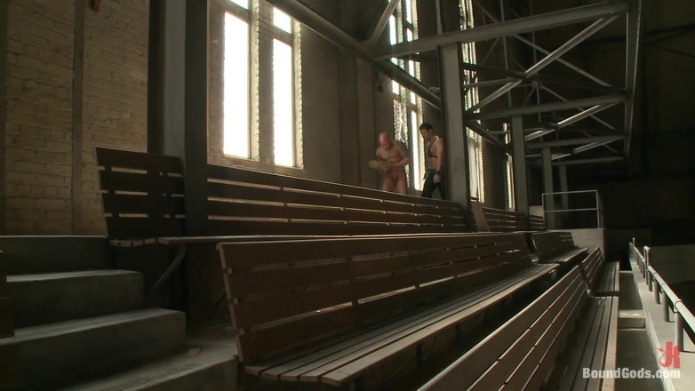 KINK men: Характер