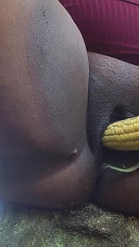 Hot Evangelical From the Countryside with a Big, Greedy Pussy Squirting on the Corn Cob