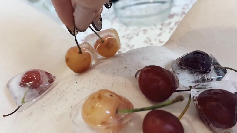 College couples: Cherry po celém těle