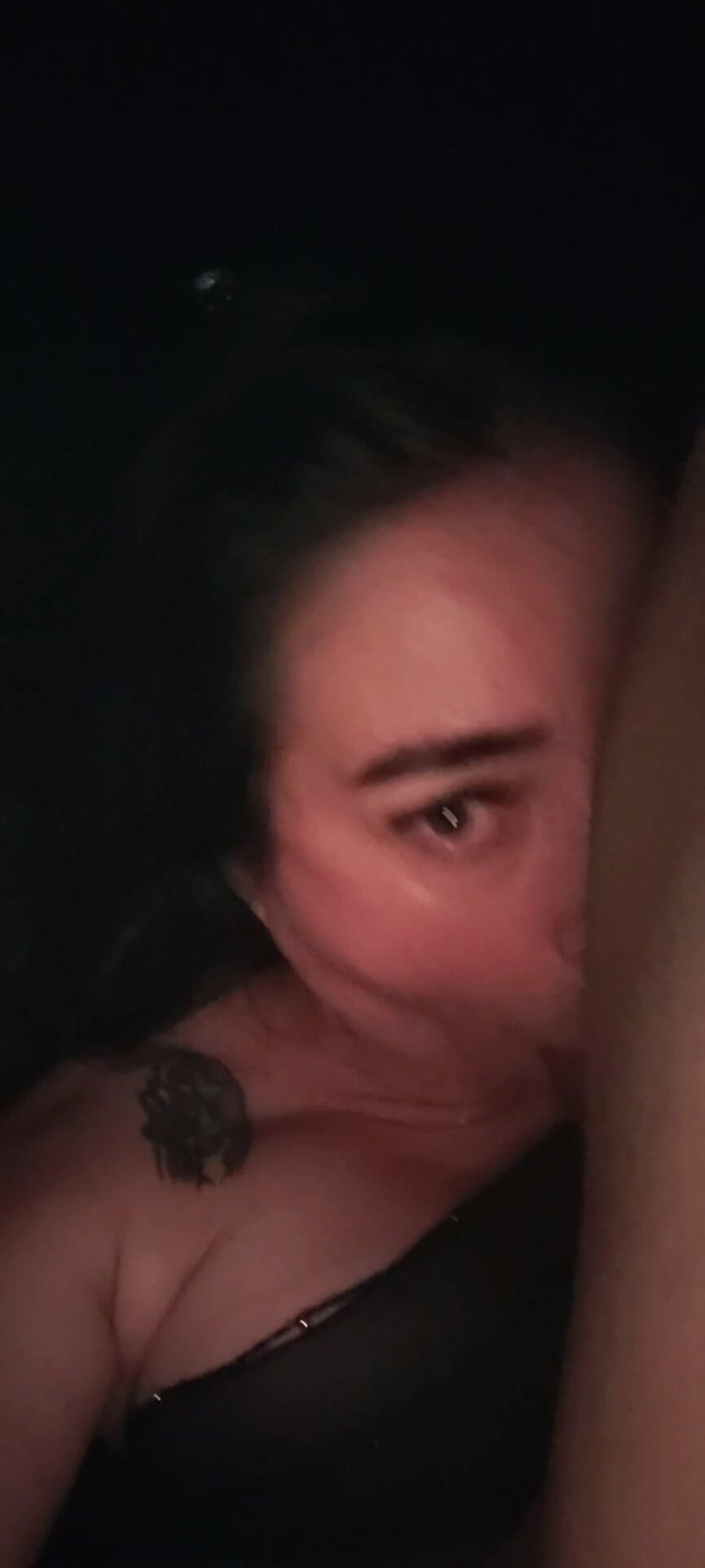 Lazosprohibidos: ミルフがチンポをしゃぶり、顔にイくまで 口の中で自慰をし、ミルクを飲み込む