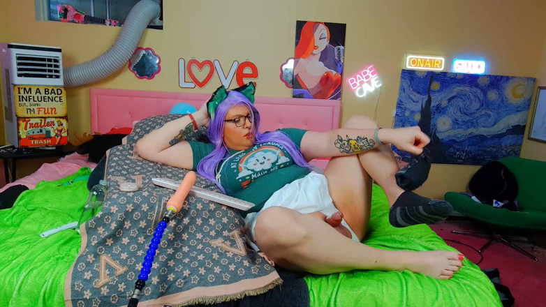 Blakelytgirl: Blakely Morningstar Strokes Sheshaft &amp; Cums