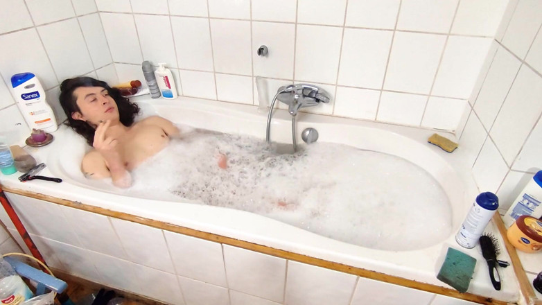 Sara B: Rök &amp;runk i mitt badkar