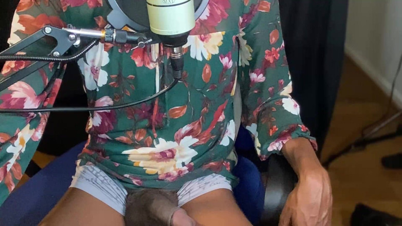 MerlinMystique: Un grande cazzo transgender salta prima che lei sborri