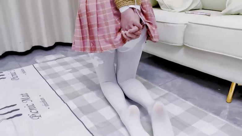 OrangeXXOO: Sıkıntı içindeki kız bölüm 23