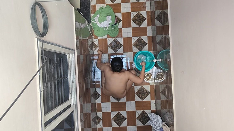Crystalcouple: Saw the Neighbor's Sister-in-law Taking a Bath