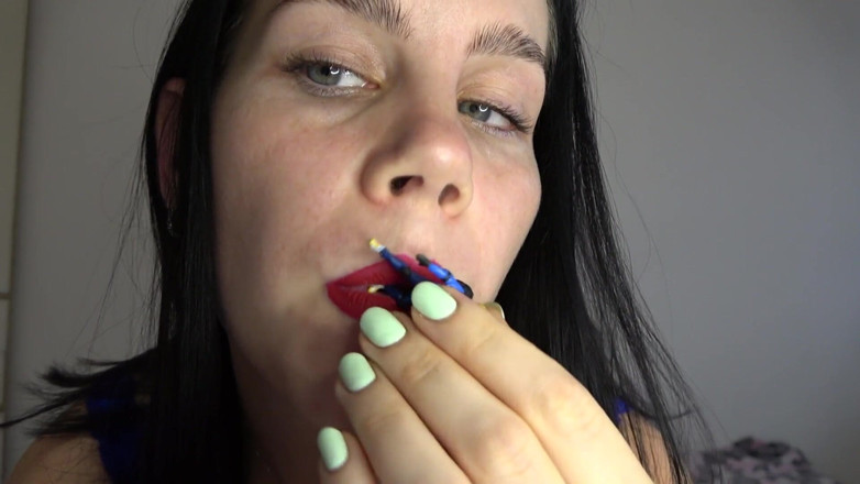 Anna Sky: Very slow and sensual giantess Anna