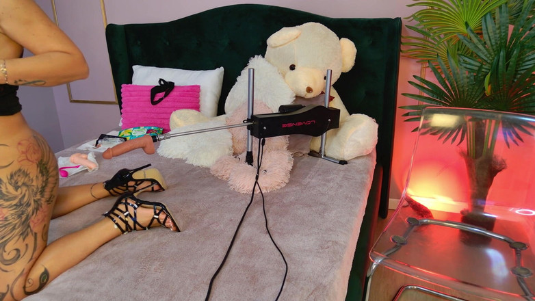 KirraWhite: Morgen-Überraschungen für die blonde nachbarin-kirrawhite