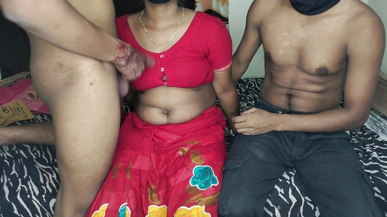 Sabina244: Два сводных брата трахают их сводную сестру дома одни