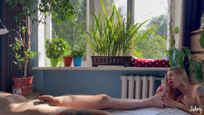 Horny_Ju: Sie beschloss, ihn zu masturbieren - bester handjob aller zeiten